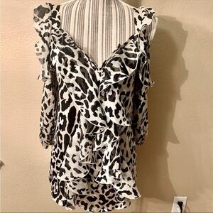 NWT Blouse XS Hot in Hollywood Animal Print Cold Shoulder Bell Sleeves